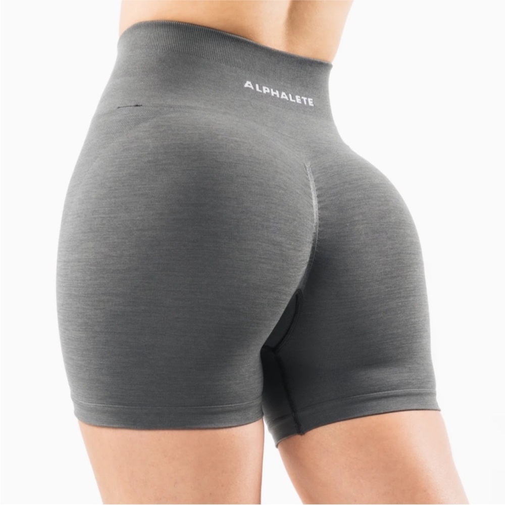 Alphalete Amplify Biker Shorts NEW